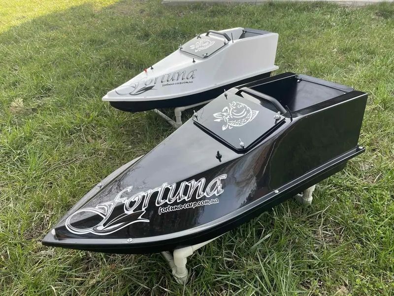 Кораблик для підгодовування Фортуна 27000mAh з GPS автопілотом Fortuna X та ехолотом Toslon300 2487290890 фото